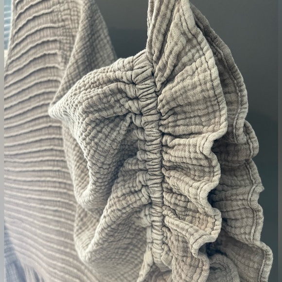 Three Birds Nest Textured/Gauze Tan Dress - Picture 4 of 4